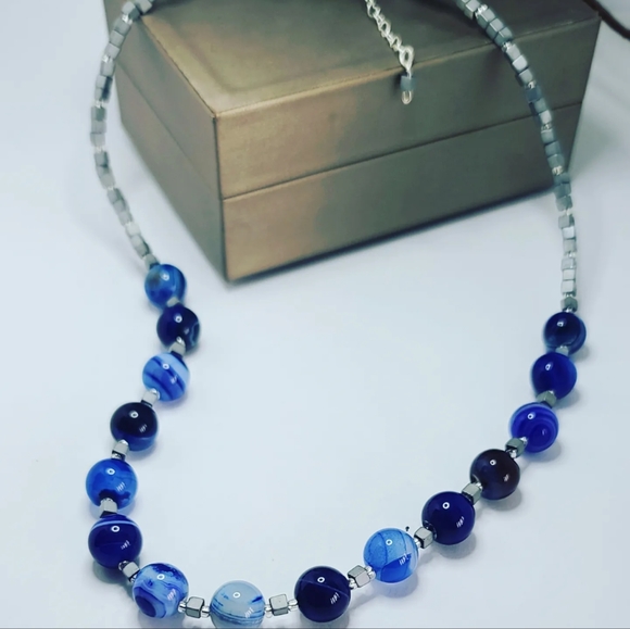 Nlue Lace Agate necklace - Picture 3 of 5